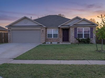 525 W Ava Dr, Mustang, OK, 73064