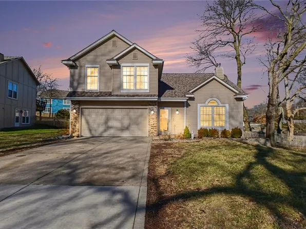 10620 Rowland Ave, Kansas City, KS 66109