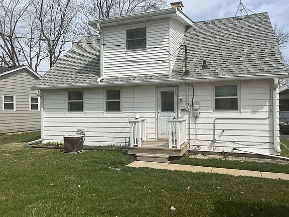 2nd image of 38410 N Wilson Ave