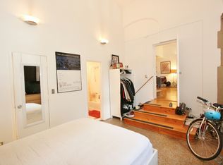 555 Washington Ave APT 1C, Brooklyn, NY 11238
