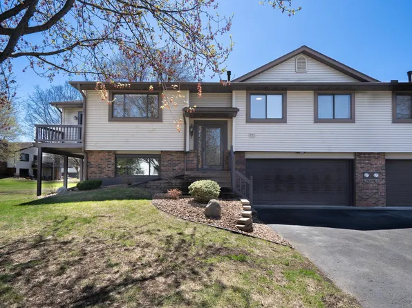 597 Donegal Cir, Shoreview, MN 55126