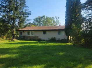 4348 N Smith Rd, Dimondale, MI 48821