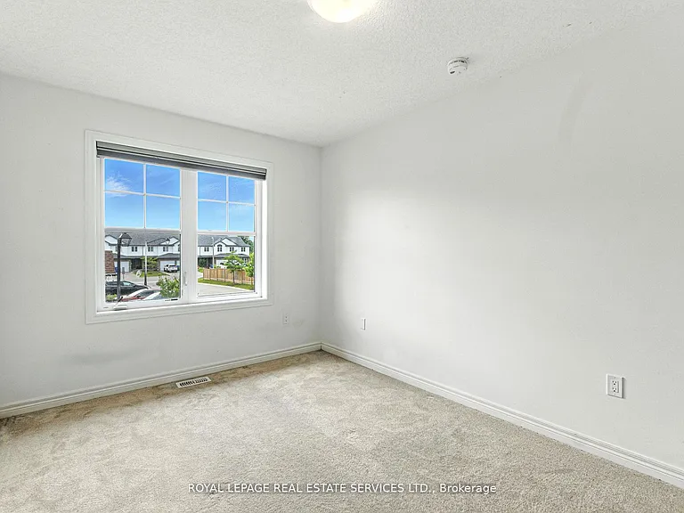 22 Marshall Dr #8 — Photo 30
