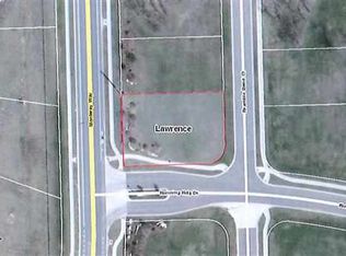 131 Bramble Bend Ct, Lawrence, KS 66049