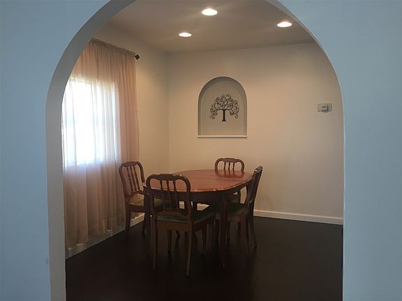 5th image of 353 Tirana Ave