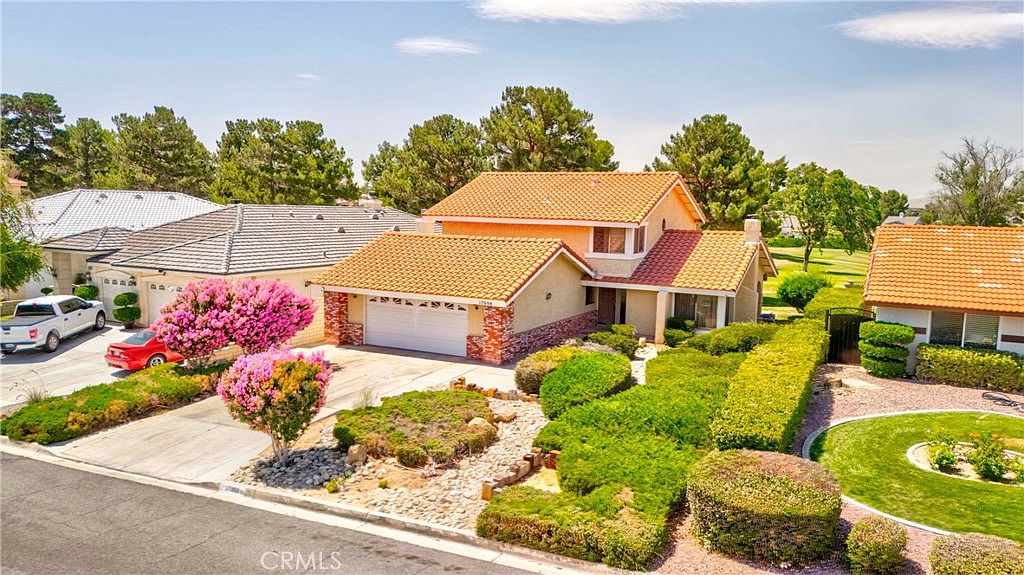 17998 Pebble Beach Dr