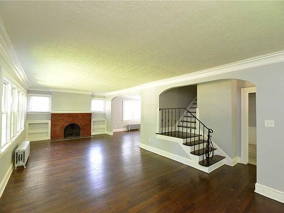 5th image of 2082 Braewick Dr
