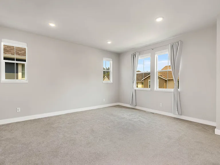 14176 SE 153rd Pl — Photo 16