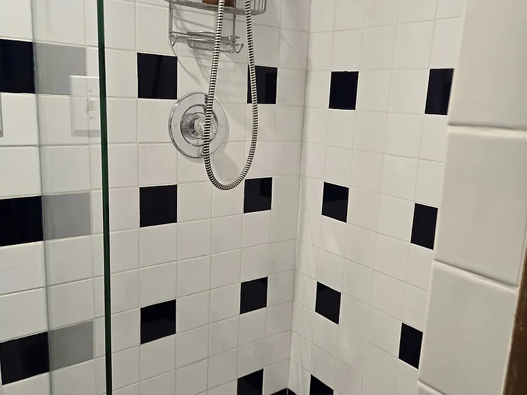 817 I St NE #A — Photo 21