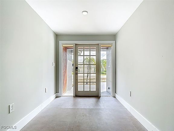 2nd image of 888 Limpet Dr