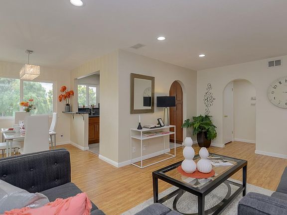 3rd image of 215 Kiely Blvd #B