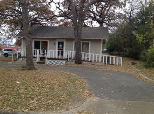 111 W Akard St, Weatherford, TX 76086