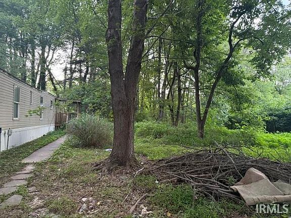 3rd image of 1577 S Pelzer Rd