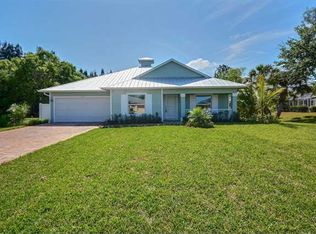 390 SE Ashley Oaks Way, Stuart, FL 34997
