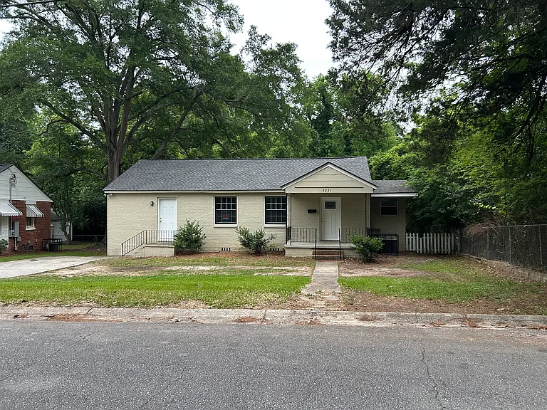 3221 Atkins Dr — Photo 28