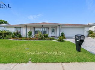 7006 Maplehurst Dr, Port Richey, FL 34668