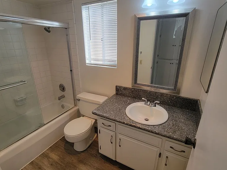 Cleveland Ave. 4245 — Photo 3