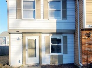 17 Christine Ct, Hampton, VA 23666