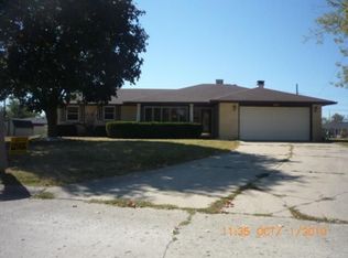 4133 Greenfield Dr, Anderson, IN 46013