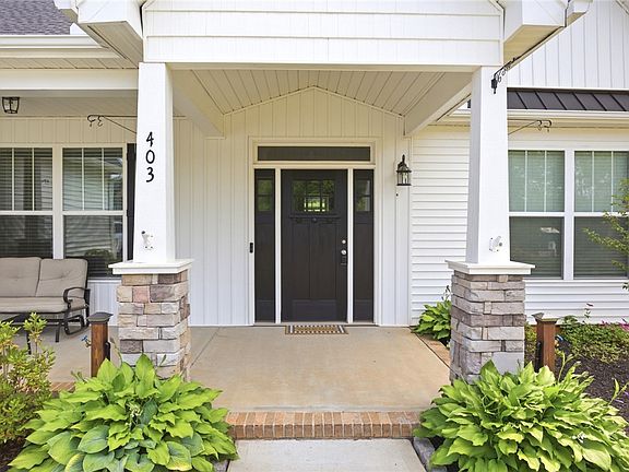 2nd image of 403 Wisteria Ct