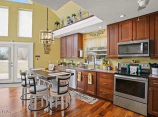 2644 Vancouver Dr, Alford, FL 32420