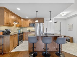 10142 111th St NW #603, Edmonton, AB T5K1K6