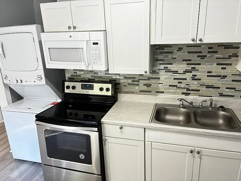 2 bed, 1.0 bath, 760 sqft, $1,000 — Photo 3