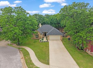 909 Dudley St, Denton, TX 76205