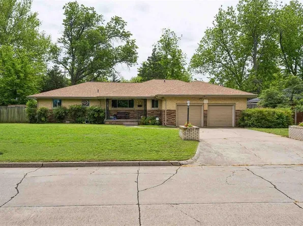 111 Crestmont Ave, Norman, OK 73069