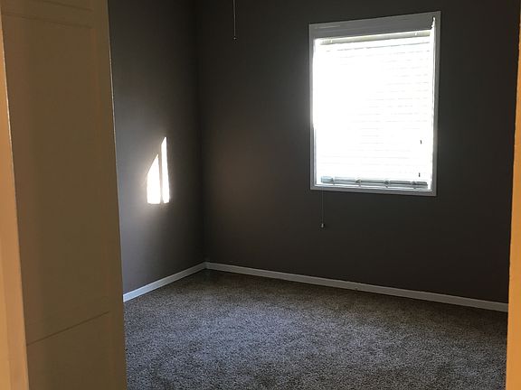 5th image of 14809 Rosemary Dr