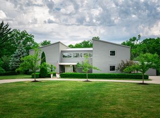 5650 Old Mill Rd, Fort Wayne, IN 46807