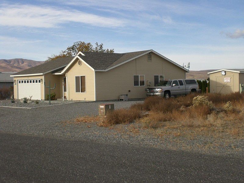 2nd image of 336 Spring Cir SW
