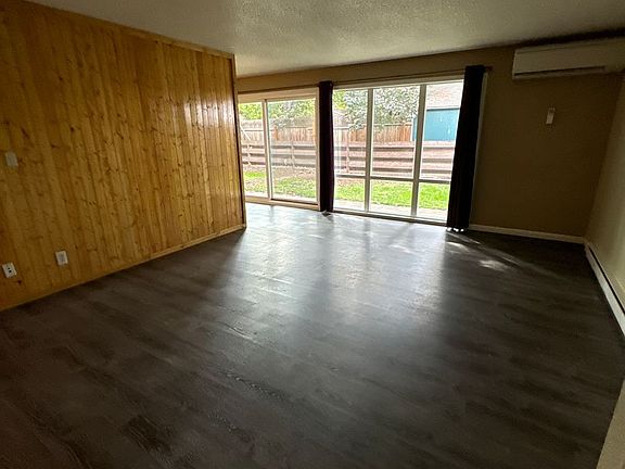 3rd image of 212 N Roosevelt St #9