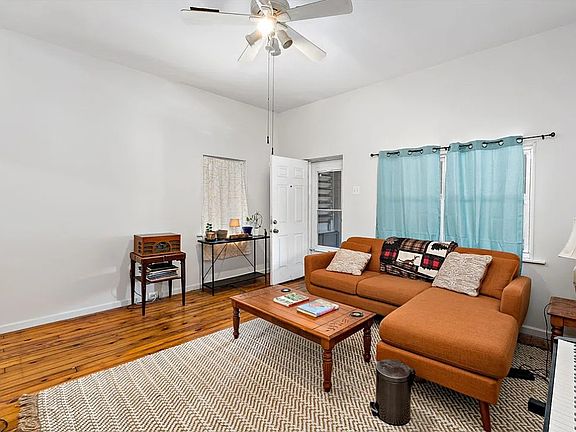 4th image of 4315 Lydia St