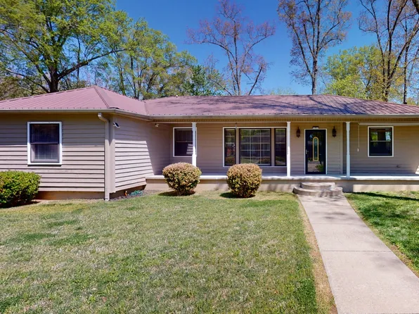 601 Stuart St, Tullahoma, TN 37388