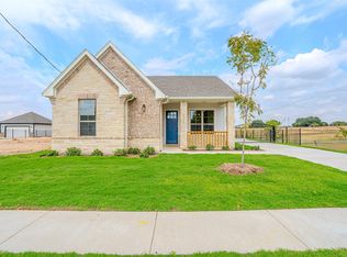 112 K St, Meridian, TX 76665