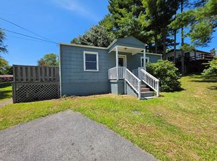 726 Prater Ln, Marion, VA 24354