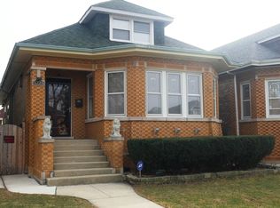 5225 W George St, Chicago, IL 60641