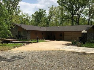 300 E Ridge Dr, Benton, LA 71006