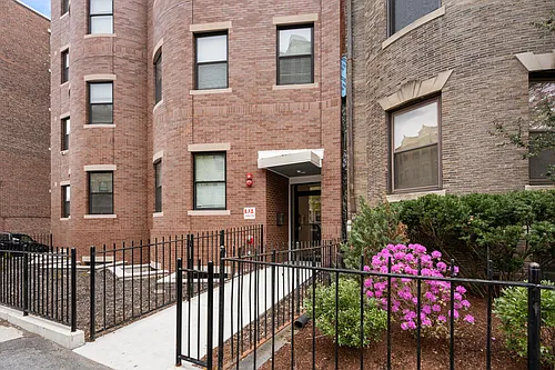 16 Peterborough Street Photo 1