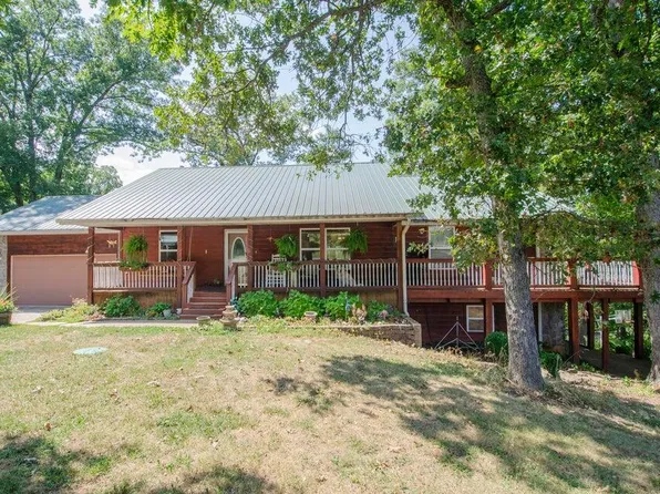 747 Amanda Drive, Clever, MO 65631