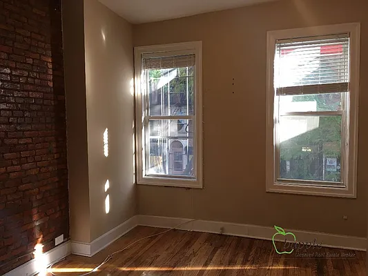 Rented by Bapple | media 11