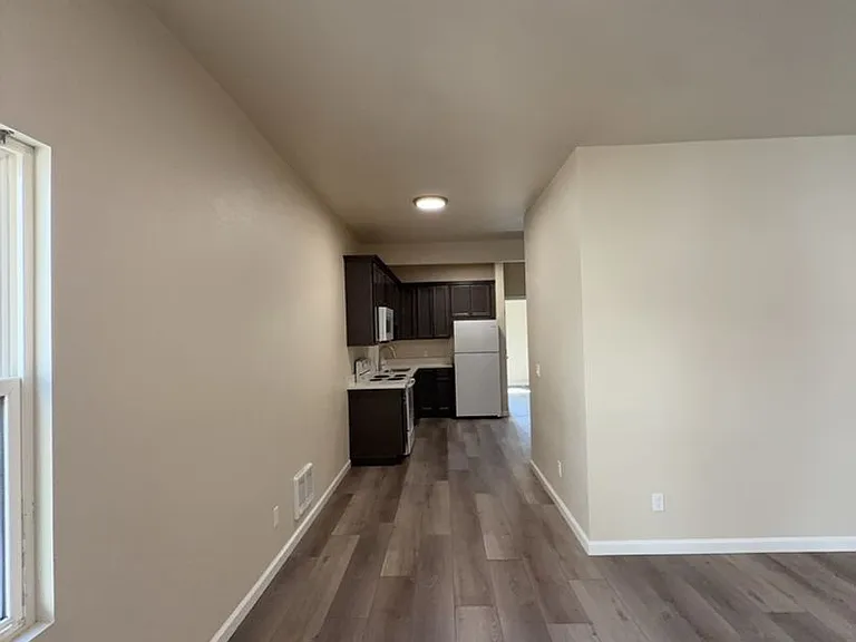 1125 N Main St — Photo 2