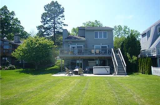 3rd image of 11829 N Main St