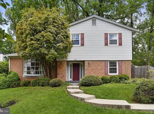 9903 Brixton Ln, Bethesda, MD 20817
