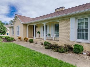 4 Equestrian Ct S, Glen Carbon, IL