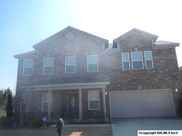 2nd image of 242 Laramie Cir NW