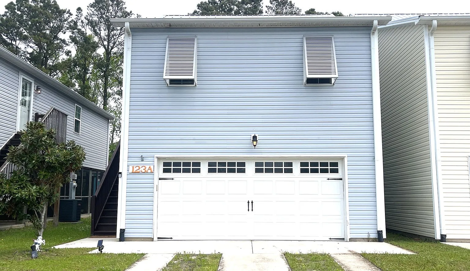 Beautiful Townhome with BEACH Convenience! — Photo 2