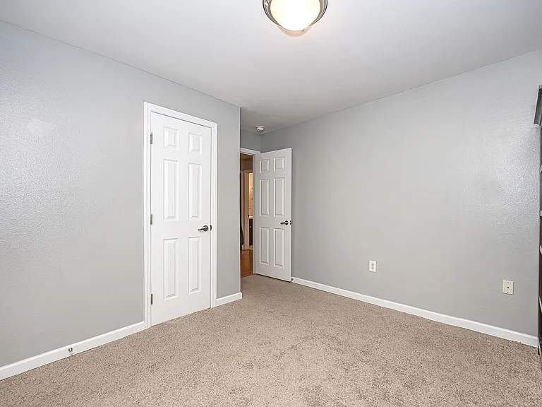 2421 Beachview Dr #G-13 — Photo 16
