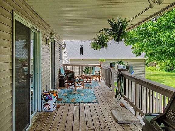 2nd image of 2446 Carter Hill Road
